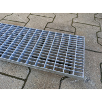 Outlet Rinnenrost / 163 x 1000 mm / TS 20 x 2 mm / MW 31...